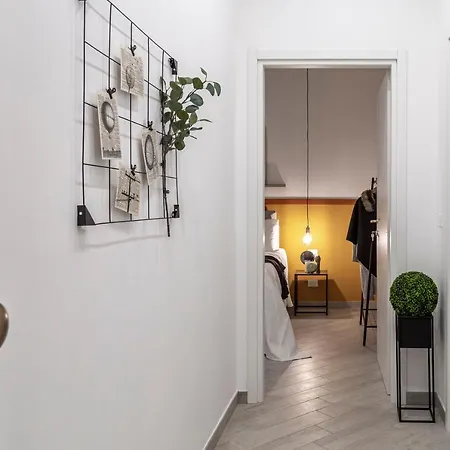 Lovely Nest In The City Center Fast Wifi Trieste Exterior photo